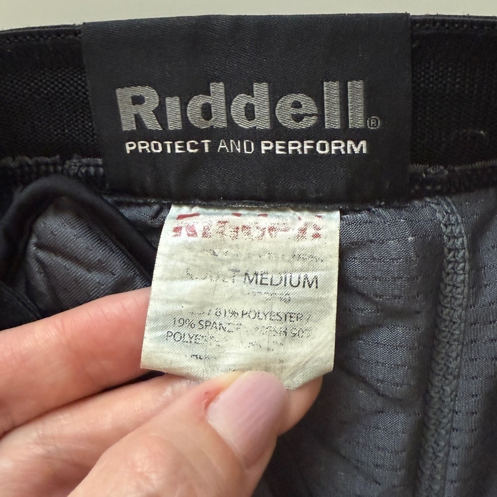 Riddell Football Shorts Pads Protection Gear Black Men’s Medium Adult - Picture 6 of 8
